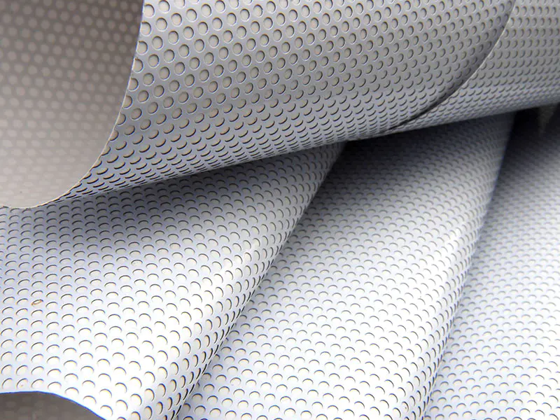 Perforované vinylové samolepiace rolky One Way Vision 140 g/m2
